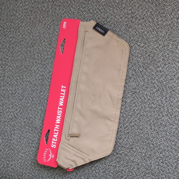 OSPREY Handbags - NWT Osprey Stealth Wallet